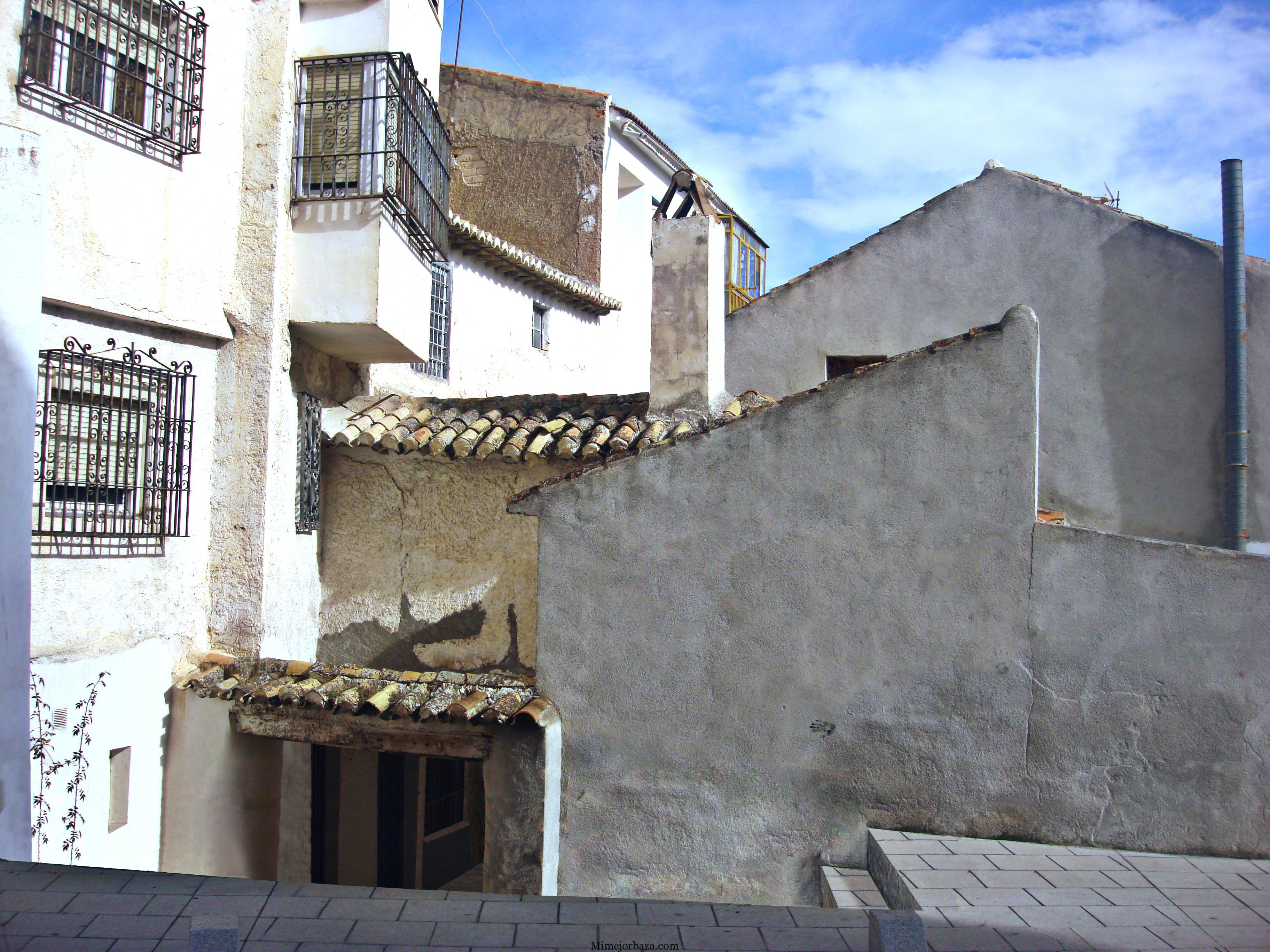 eliminación Murete que deja tal cual se vería la callejuela pintorésca, El callejón del Mesón.Realizada por 247studio Diseño Gráfico Freelance